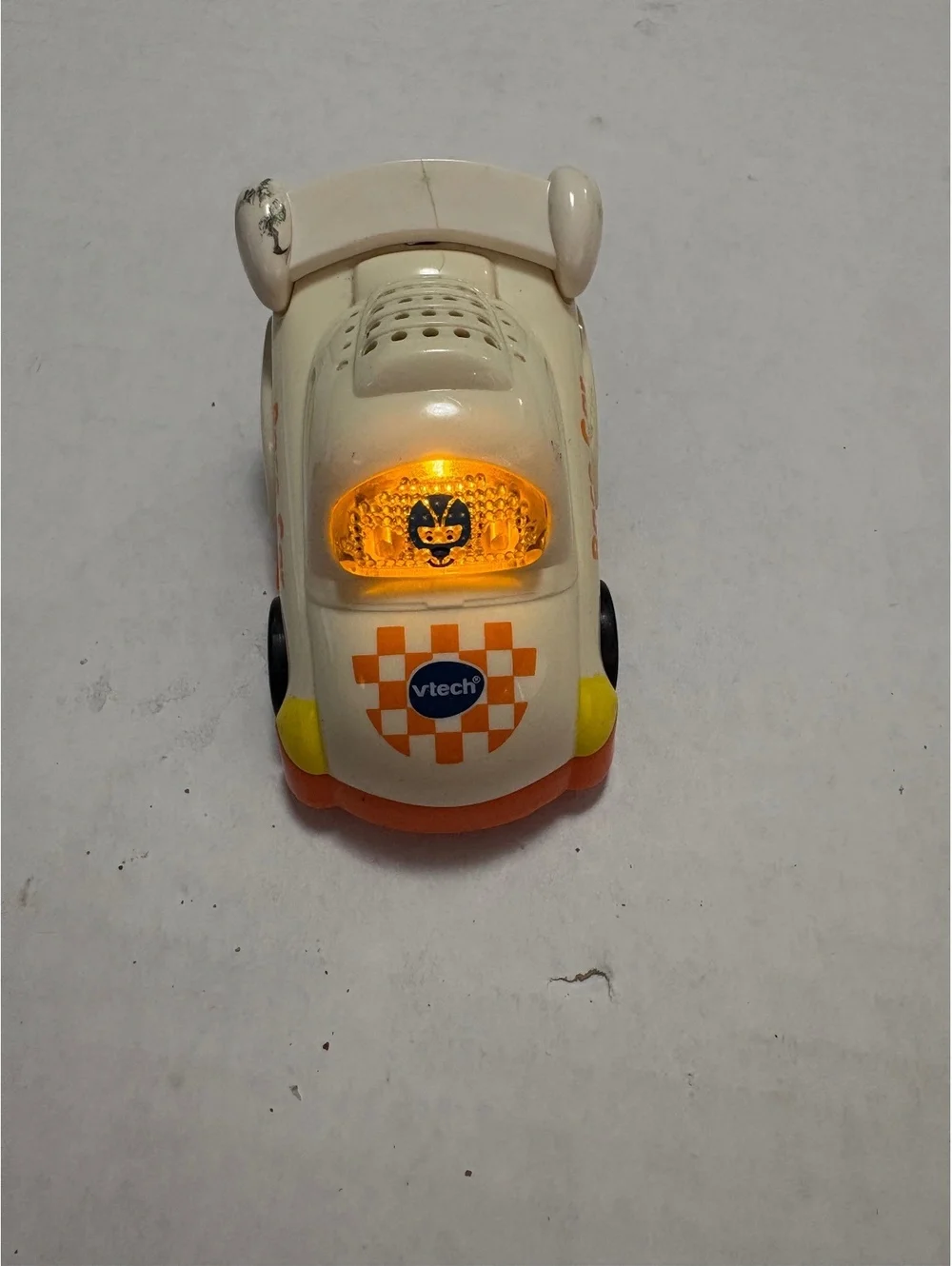 Vtech Rob the white race car